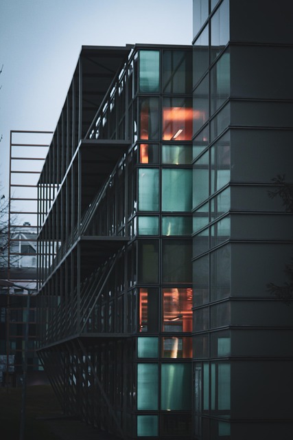 university endowment asset mix with alternative strategies